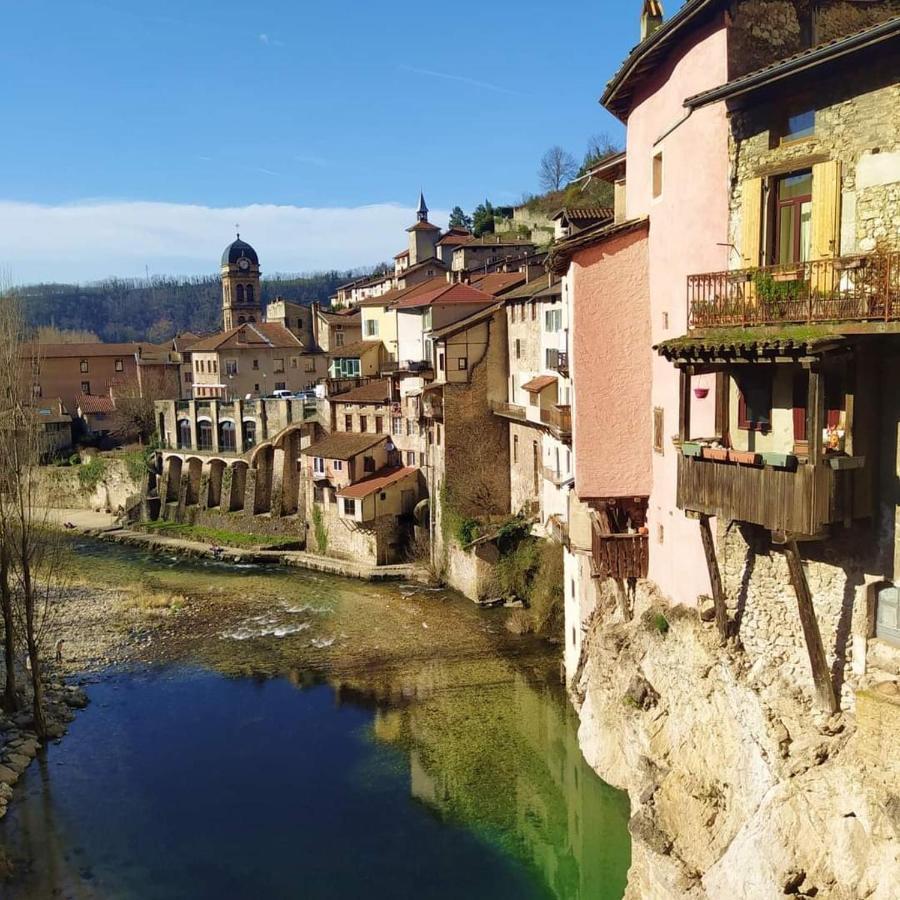 Au Bonheur Suspendu Apartment Pont-en-Royans Luaran gambar