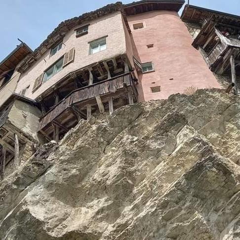 Au Bonheur Suspendu Apartment Pont-en-Royans Luaran gambar